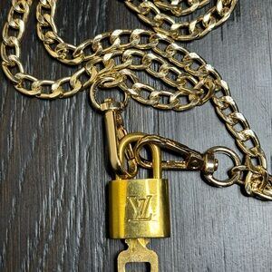 Louis Vuitton Gold Chain Necklace #311